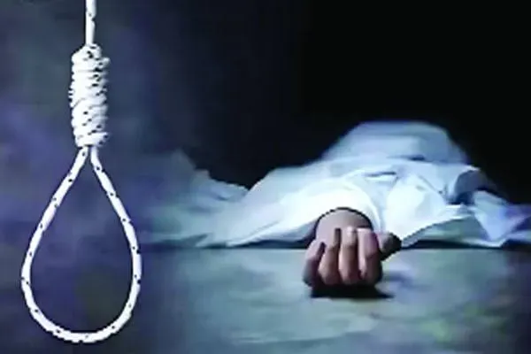 পরিবারের কাছে টাকা চেয়ে না পেয়ে বিশ্ববিদ্যালয় শিক্ষার্থীর আত্মহত্যা