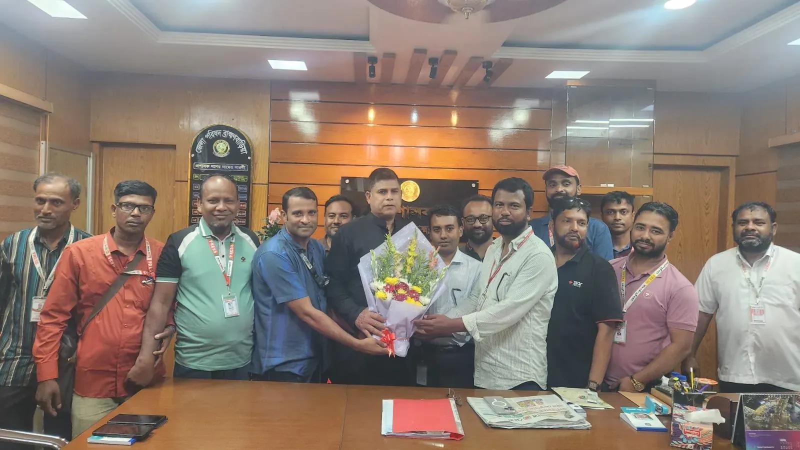 ব্রাহ্মণবাড়িয়া জেলা পরিষদ প্রশাসকের সঙ্গে বাংলাদেশ প্রেসক্লাবের সৌজন্য সাক্ষাৎ