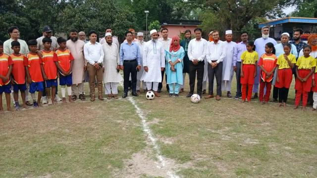 নাচোলে প্রাথমিক বিদ্যালয় গোল্ড কাপ ফুটবল টুর্নামেন্টের ফাইনাল অনুষ্ঠিত