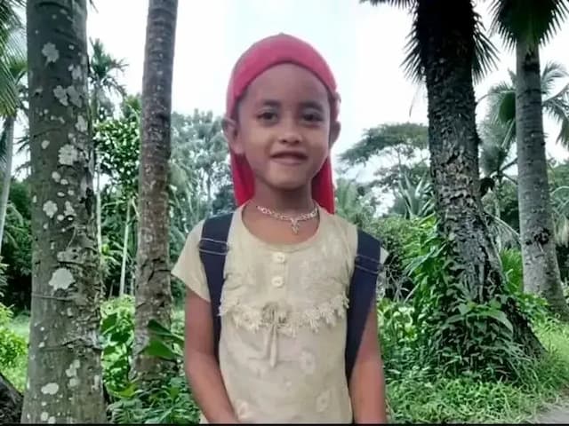 মোল্লাহাটে চাঞ্চল্যকর ঘটনা: ৭ বছরের শিশু হত্যায় আটক ৩, উত্তেজনার মুখে ক্ষুব্ধ জনতার আগুন