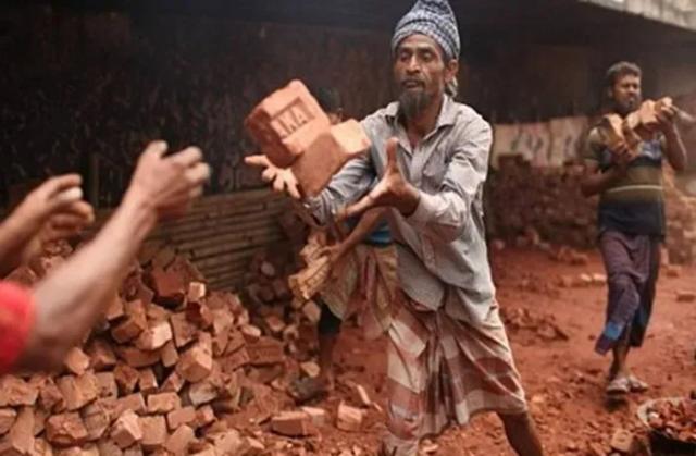 অধিকার ও মর্যাদার অঙ্গীকারে দেশজুড়ে পালিত হচ্ছে মহান মে দিবস