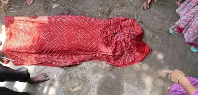 রাণীশংকৈলে সড়ক দুর্ঘটনায় প্রাণ গেল স্কুলছাত্রীর, শোকে স্তব্ধ পরিবার