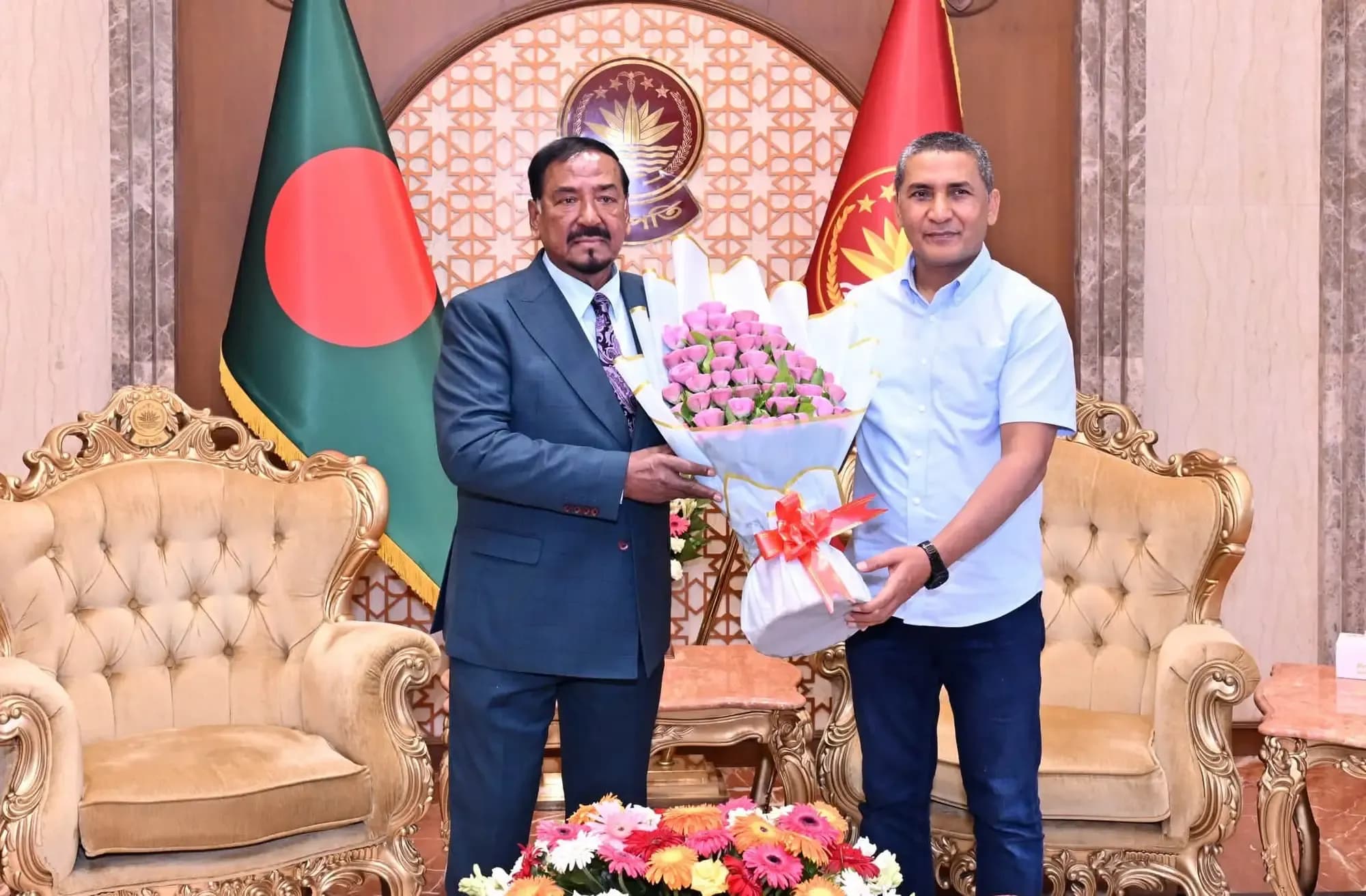 ভারপ্রাপ্ত রাষ্ট্রপতির সঙ্গে যুবদল নেতা এমপি নয়নের সৌজন্য সাক্ষাৎ