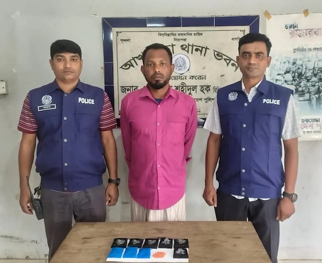 আখাউড়ায় ১৫৮০ পিস ইয়াবাসহ মাদক কারবারি গ্রেফতার