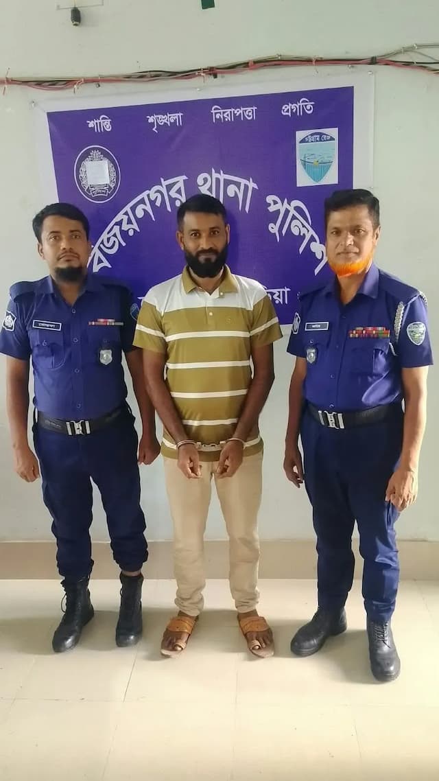 বিজয়নগরে ২২ মামলা ও ৬ পরোয়ানাভুক্ত শীর্ষ আসামি ইকবাল খাঁ গ্রেফতার