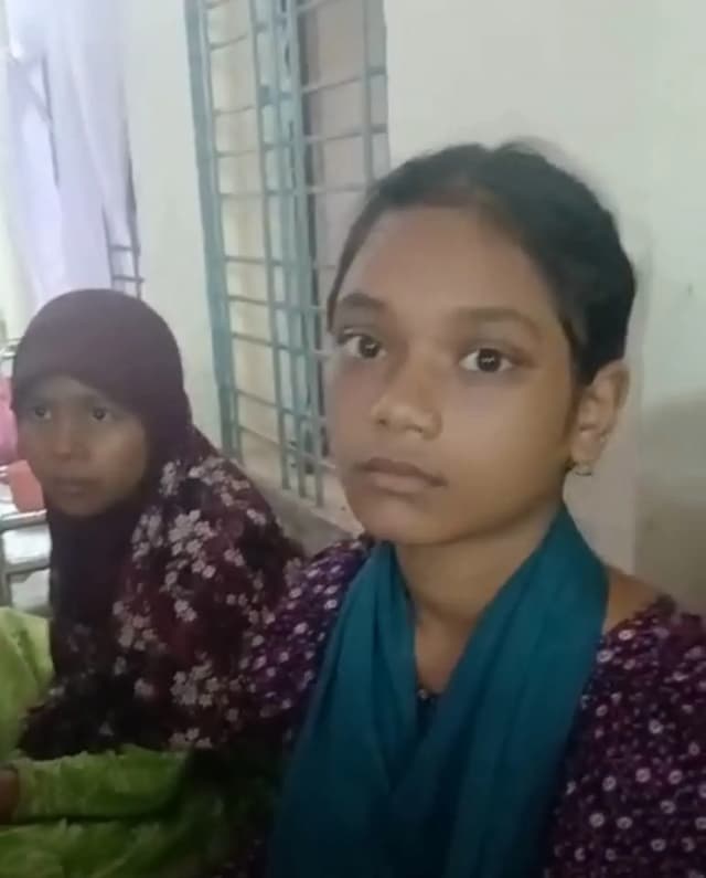 মহারাজপুর সরকারি প্রাথমিক বিদ্যালয়ে ডিম খেয়ে অসুস্থ ৩০ শিক্ষার্থী, হাসপাতালে ভর্তি