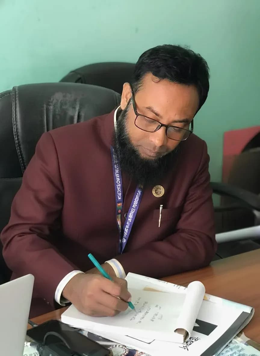ধর্ম যার যার, উৎসব সবার—সম্প্রীতির বার্তা, নাকি রাজনৈতিক সুবিধাবাদের স্লোগান?