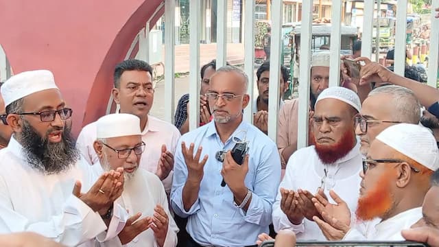 ঐতিহাসিক শোলাকিয়ায় দৃষ্টিনন্দন ফটকের ভিত্তিপ্রস্থর স্থাপন 