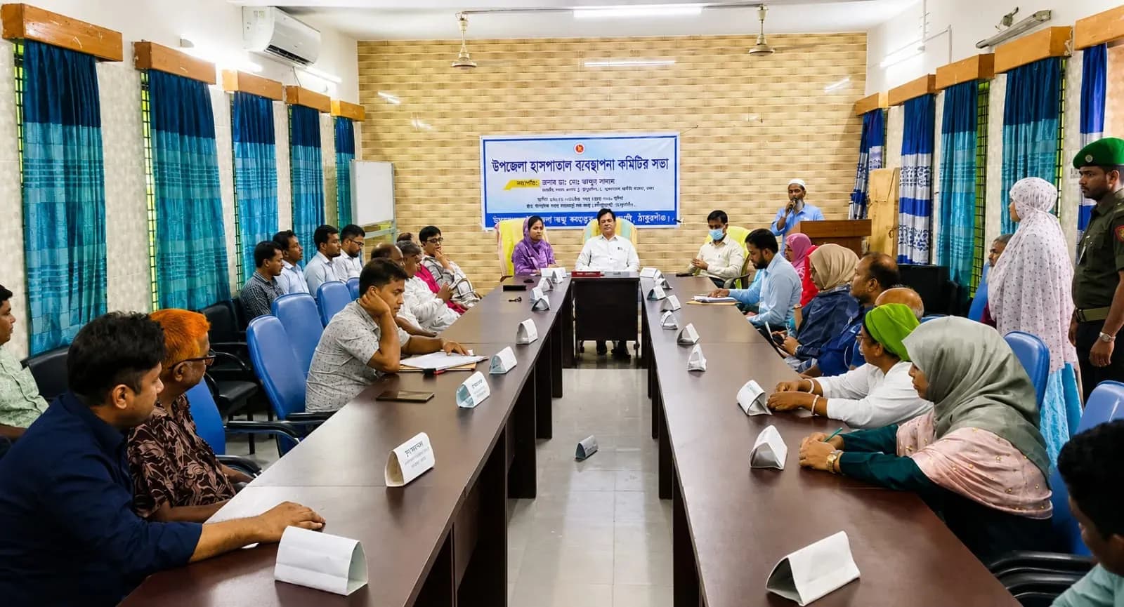 বালিয়াডাঙ্গী উপজেলা হাসপাতাল ব্যবস্থাপনা কমিটির সভা অনুষ্ঠিত, স্বাস্থ্যসেবার মানোন্নয়নে নানা সিদ্ধান্ত